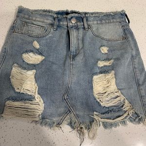 Express distressed mini skirt size 6
